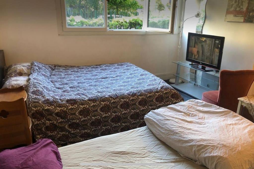 Charming Studio At The Heart Of 14 Arrondissement Apartment Париж Екстериор снимка